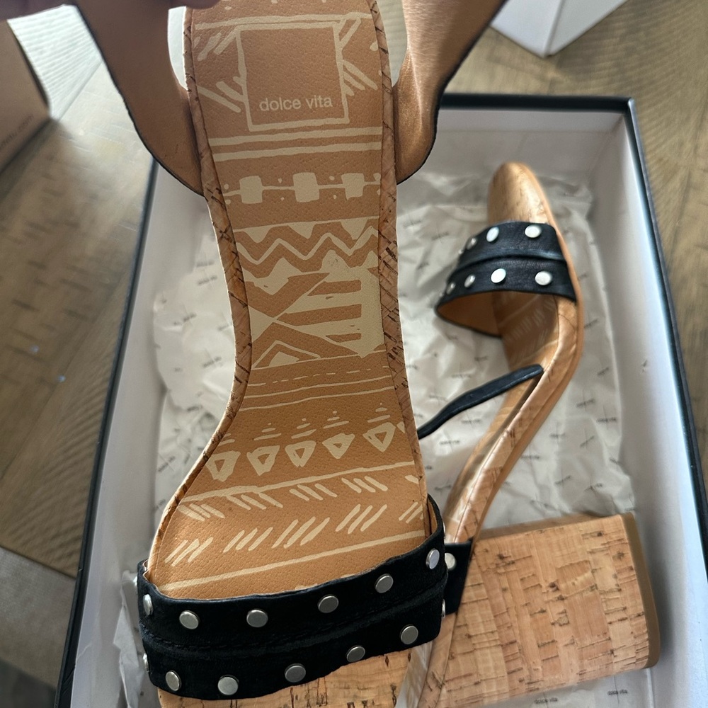 Dolce‎ Vita Black and Tan Heels